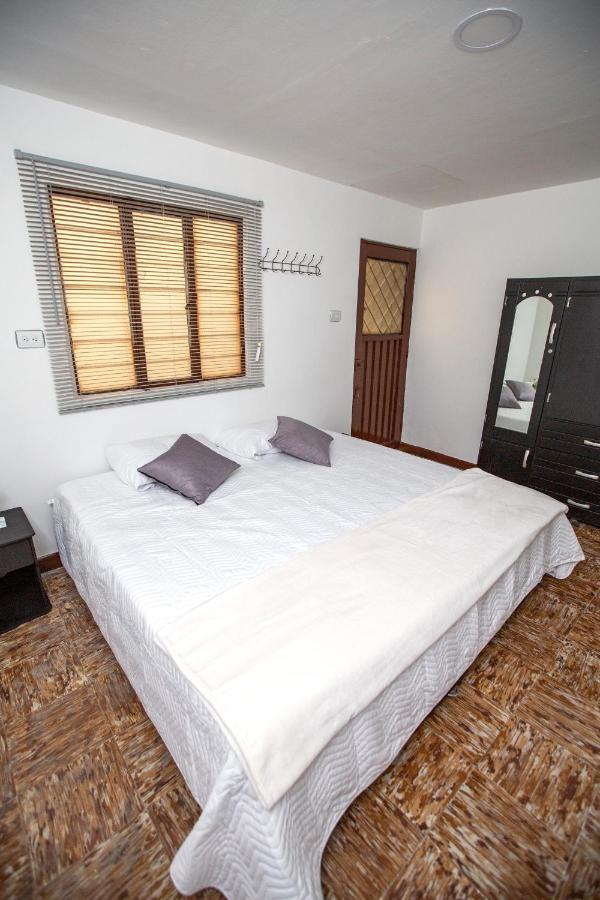 Komodo Alojamiento- Hostal Autoservicio - Ubicado Muy Cerca Al Centro Historico -Habitaciones Con Bano Privado, Wifi , Cama 2X2 Popayan Dış mekan fotoğraf