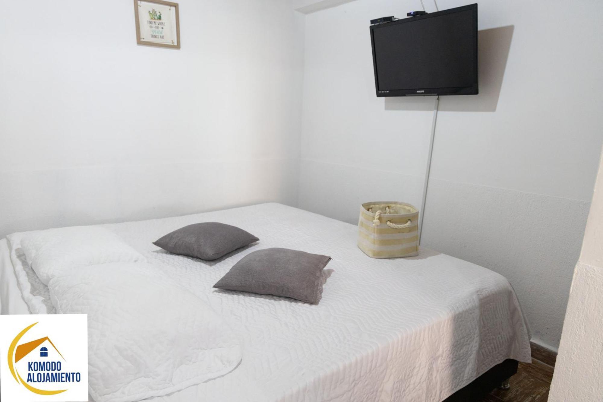 Komodo Alojamiento- Hostal Autoservicio - Ubicado Muy Cerca Al Centro Historico -Habitaciones Con Bano Privado, Wifi , Cama 2X2 Popayan Dış mekan fotoğraf